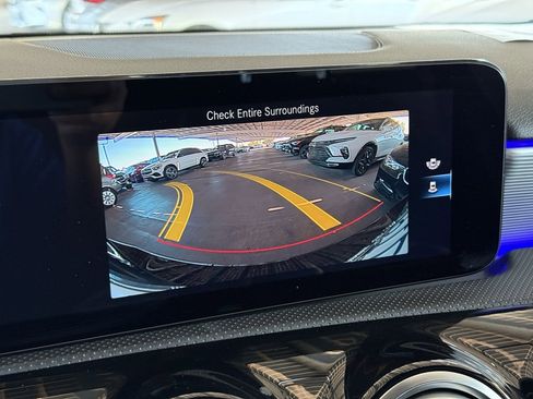 Certified 2022 Mercedes-Benz A 220 w/ Premium Package Lite image 4