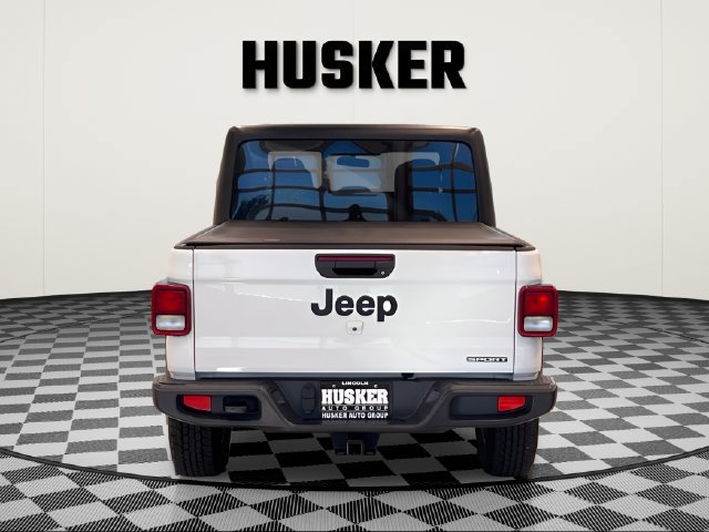Used 2020 Jeep Gladiator Sport w/ Quick Order Package 24S AWD/4WD image 4