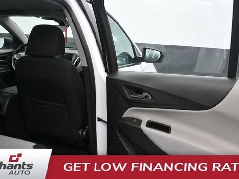 Used 2024 Chevrolet Equinox LS FWD image 13