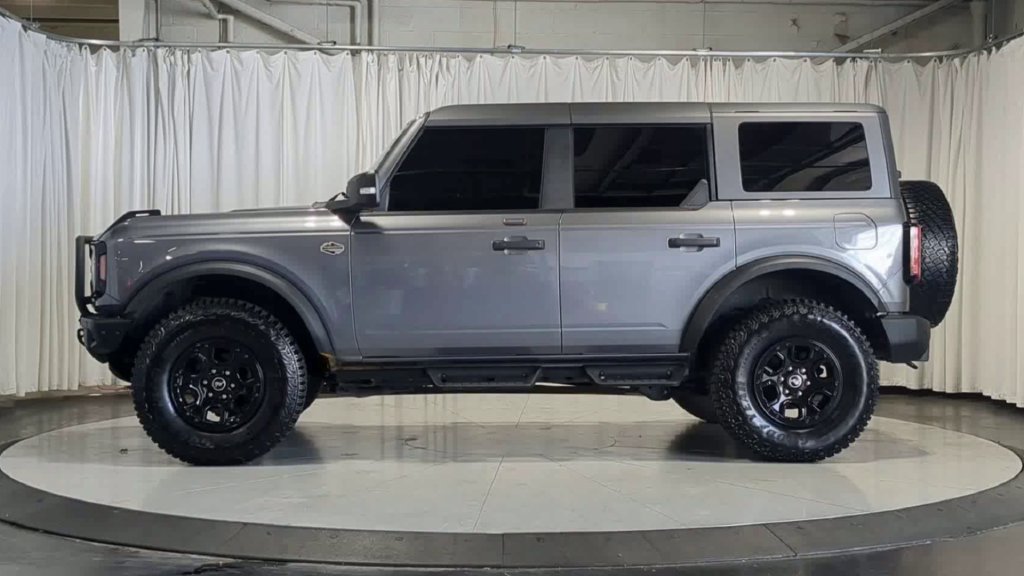 Used 2023 Ford Bronco Wildtrak AWD/4WD image 6