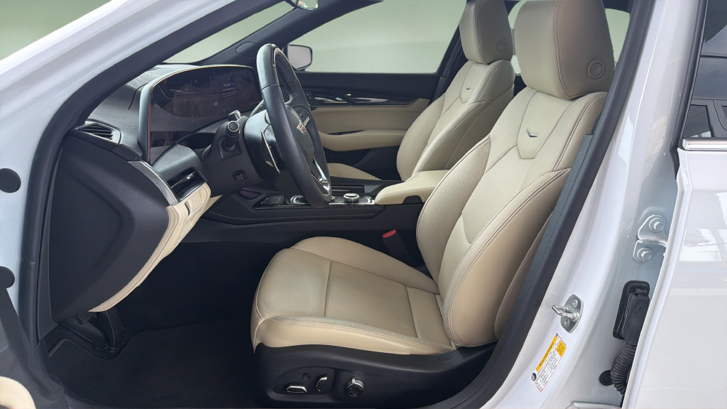 Used 2025 Cadillac CT5 Premium Luxury w/ Sun And Sound Package AWD/4WD image 18
