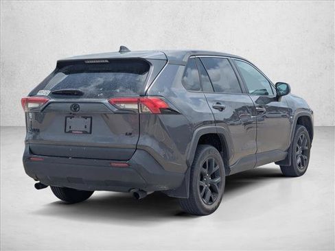 Used 2023 Toyota RAV4 LE FWD image 5