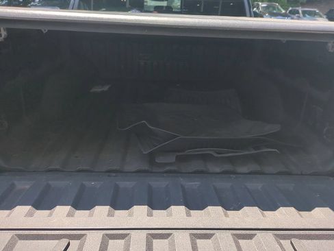 Used 2023 GMC Canyon AT4 w/ AT4 Premium Package AWD/4WD image 6