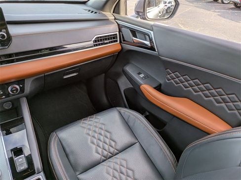 Used 2022 Mitsubishi Outlander SEL image 20