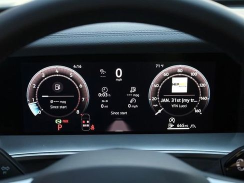 New 2026 Volkswagen Tiguan SE R-Line image 12