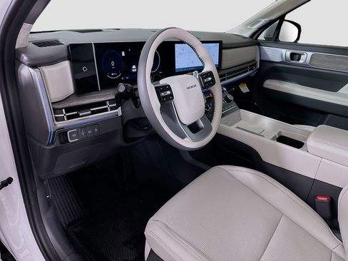 New 2026 Hyundai Santa Fe Calligraphy image 9