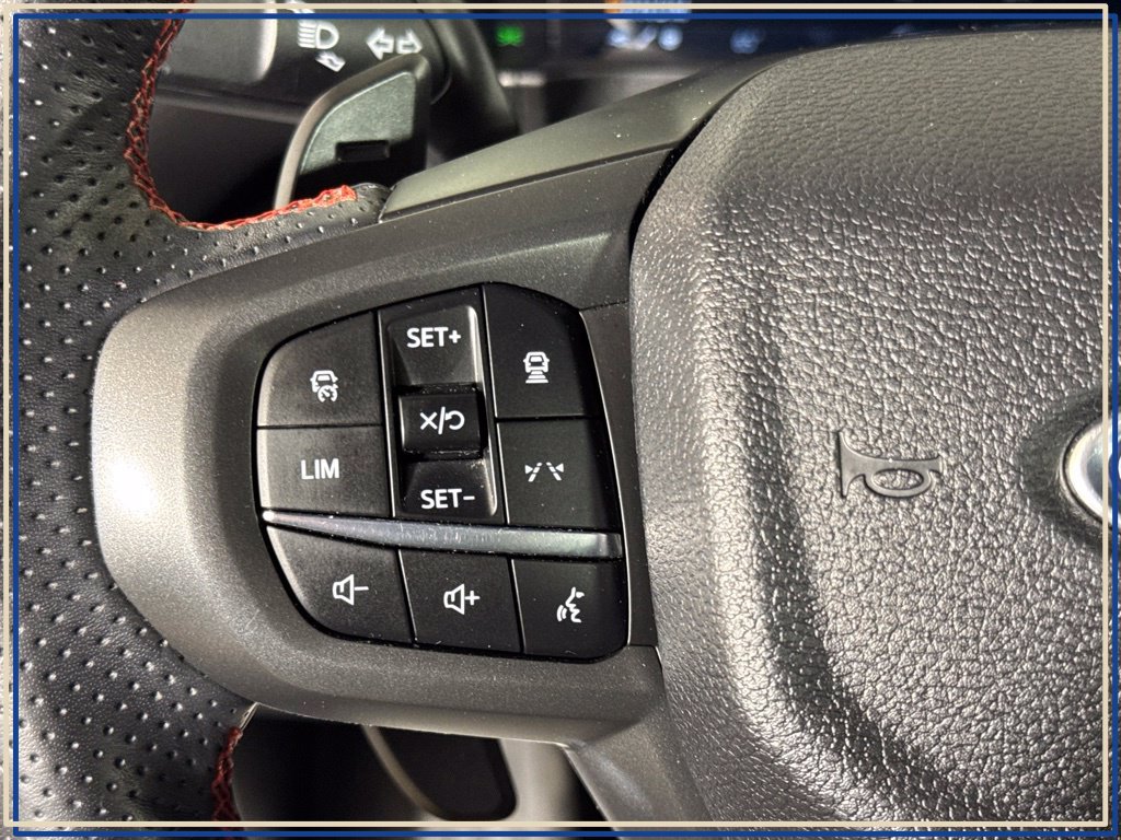 Used 2025 Ford Ranger Raptor AWD/4WD image 18