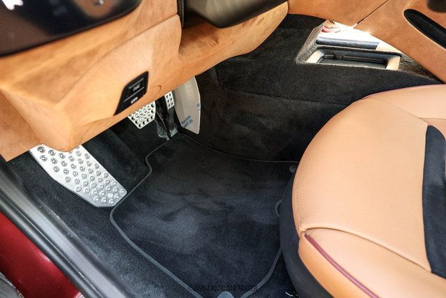 Used 2025 Ferrari Roma Spider RWD image 43