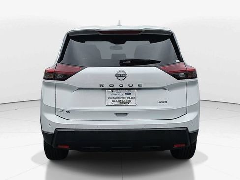 Used 2025 Nissan Rogue SV image 4