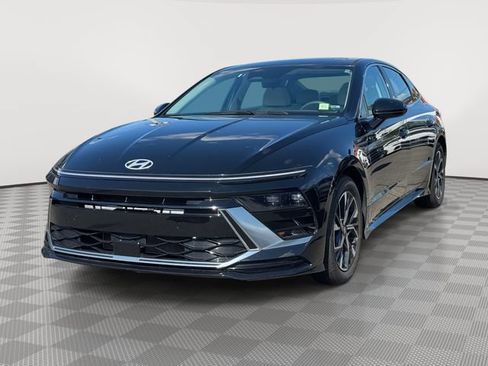 Used 2024 Hyundai Sonata SEL FWD image 4