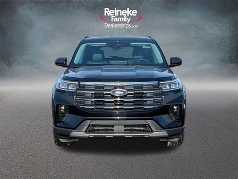 New 2026 Ford Explorer Active w/ Active Comfort Package image 2