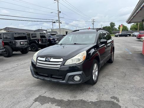 Used 2013 Subaru Outback 2.5i Premium AWD/4WD image 4
