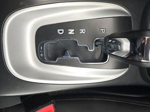 Used 2016 Dodge Journey SXT w/ Comfort/Convenience Group image 19