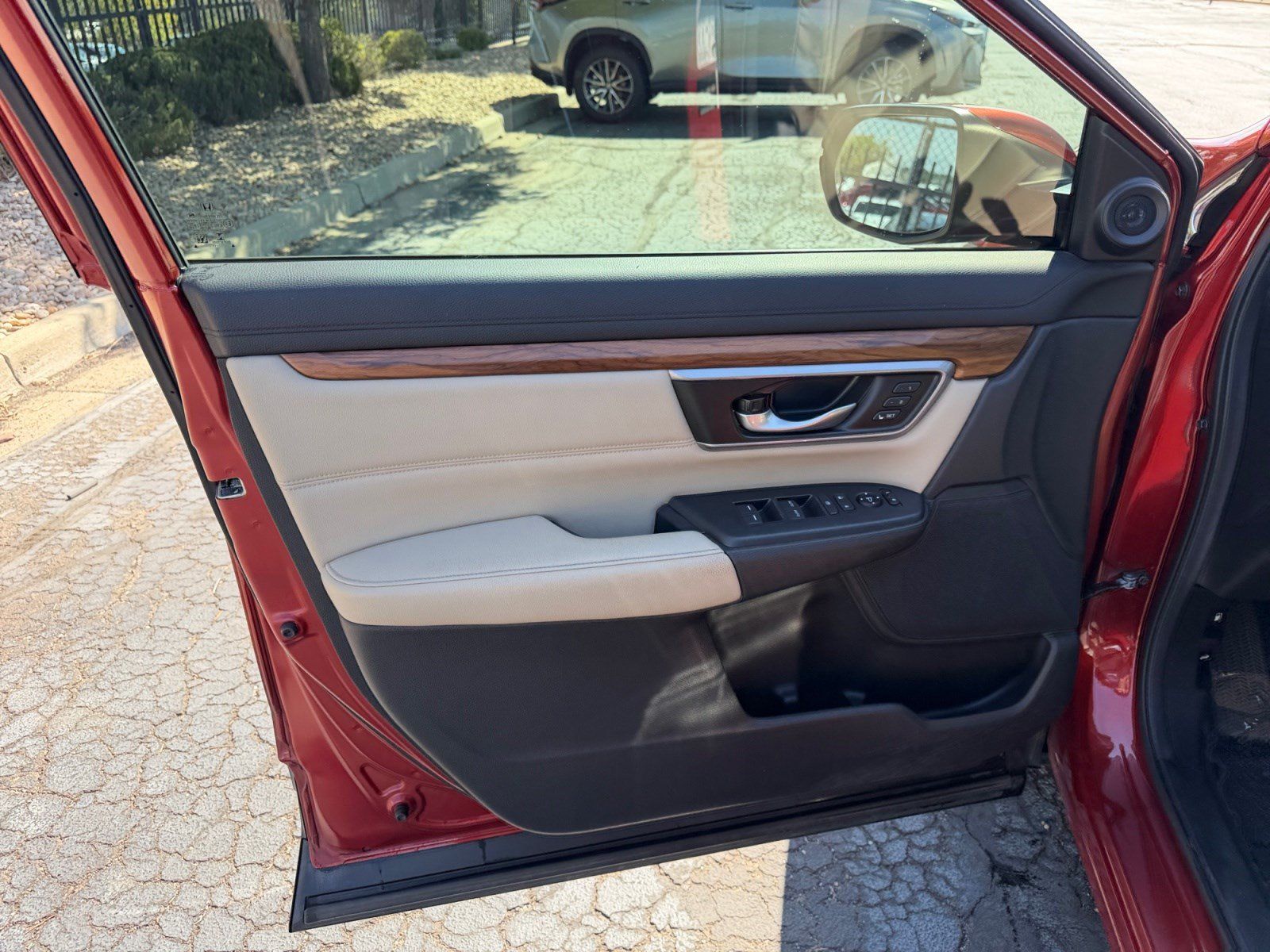 Used 2017 Honda CR-V Touring image 13
