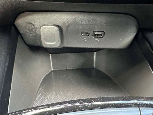 Certified 2024 Chevrolet Trax RS w/ Driver Confidence Package image 13