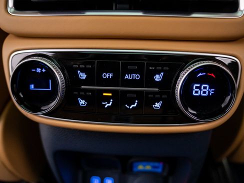 Used 2023 Genesis GV80 3.5T w/ Prestige Package image 19