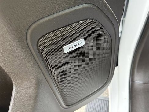 Used 2022 Chevrolet Silverado 1500 LTZ w/ LTZ Premium Package image 15