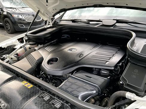 Used 2023 Mercedes-Benz GLE 450 4MATIC image 33