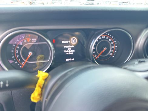 Used 2020 Jeep Wrangler Unlimited Sport AWD/4WD image 9