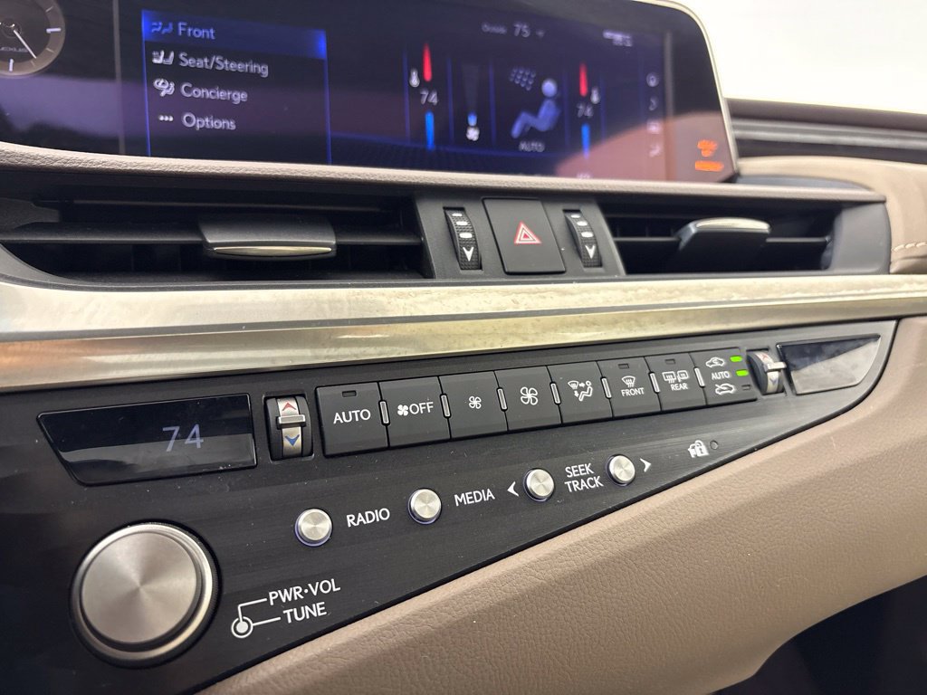 Used 2021 Lexus ES 350 Ultra Luxury w/ Accessory Package 2 FWD image 35