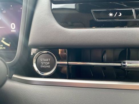 New 2025 Mitsubishi Outlander SEL image 34