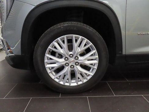 Used 2024 GMC Acadia Elevation w/ Luxury Package FWD image 44