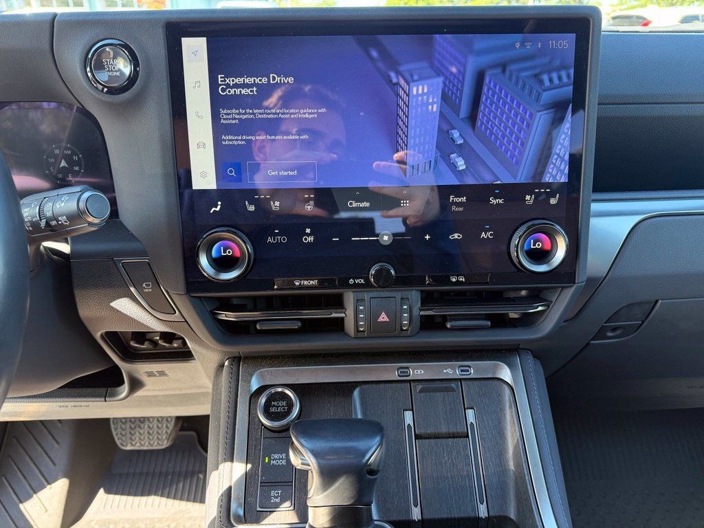 Used 2024 Lexus GX 550 w/ Accessory Package (2T) AWD/4WD image 14