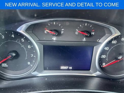 Used 2019 Chevrolet Equinox LT w/ Driver Convenience Package FWD image 11