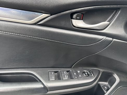 Used 2016 Honda Civic EX-L image 10