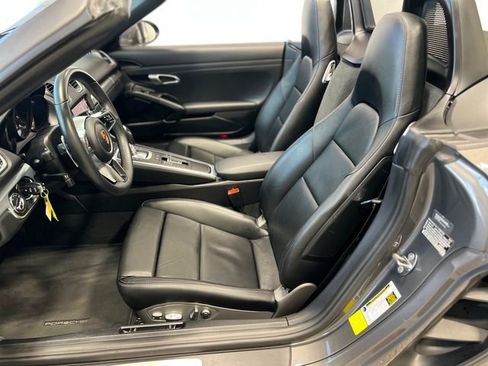 Used 2017 Porsche 718 Boxster image 19