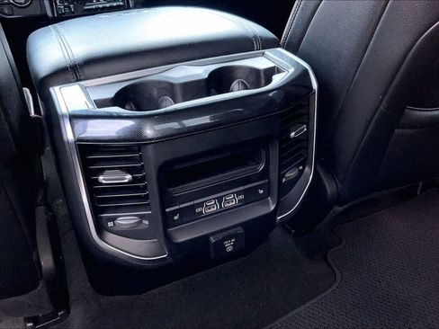 Used 2021 RAM 1500 Laramie image 33