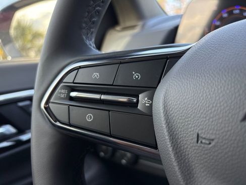 New 2026 Chevrolet Suburban LS image 16