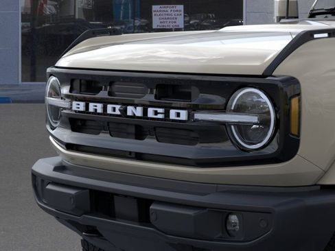 New 2026 Ford Bronco Outer Banks AWD/4WD image 20