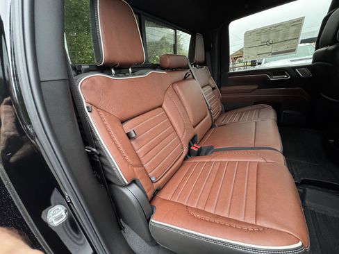 New 2026 GMC Sierra 2500 Denali Ultimate image 30