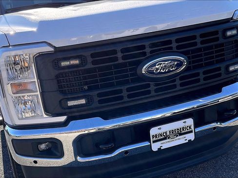 Certified 2023 Ford F250 XL AWD/4WD image 28