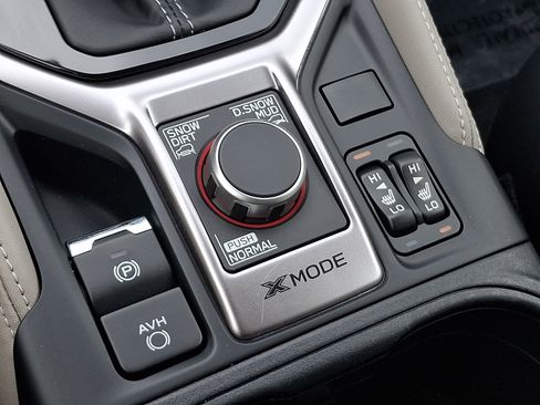 Certified 2023 Subaru Forester Limited AWD/4WD image 27