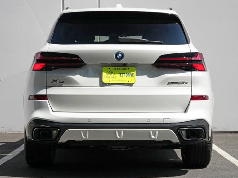 Used 2024 BMW X5 xDrive50e w/ M Sport Package AWD/4WD image 11