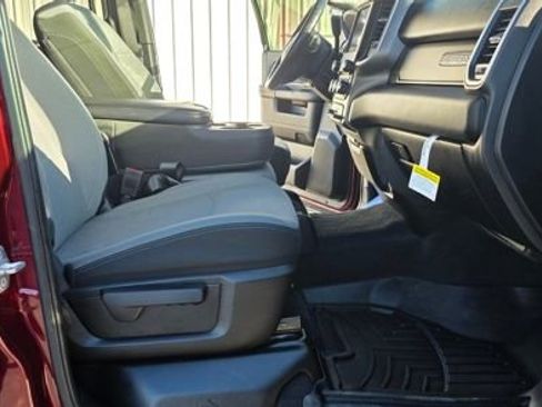 Used 2022 RAM 2500 Big Horn w/ Level C Equiment Group image 17