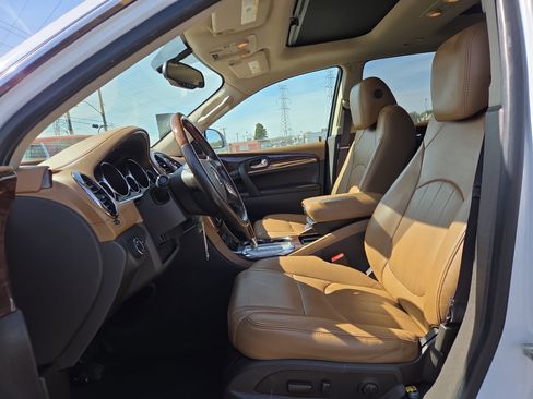 Used 2017 Buick Enclave Leather w/ Enclave Sport Touring Edition image 7