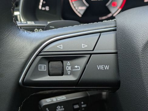 Used 2022 Audi Q8 Prestige AWD/4WD image 13