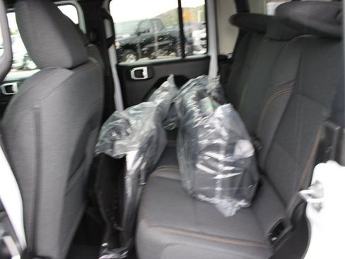 New 2026 Jeep Gladiator Sport image 23