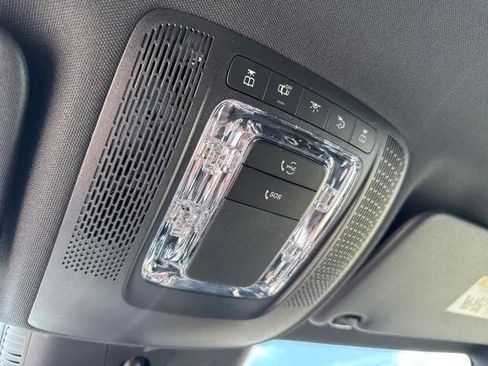 New 2025 Mercedes-Benz GLA 250 image 29