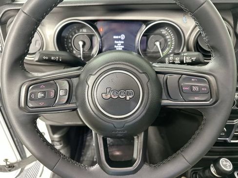 Used 2023 Jeep Wrangler Unlimited w/ Sun & Screen Package AWD/4WD image 22