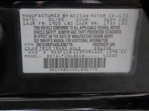 Used 2025 Nissan Versa SV FWD image 38