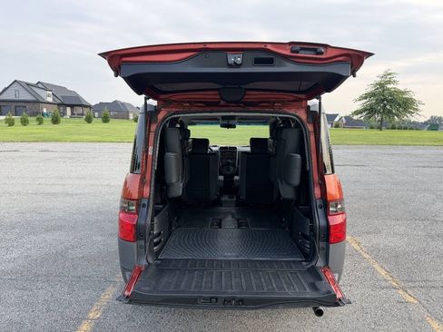 Used 2005 Honda Element EX image 12