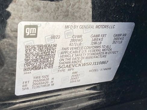 Used 2024 Buick Enclave Avenir w/ Avenir Technology Package image 26