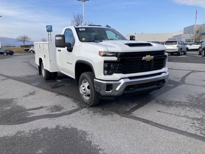 New 2025 Chevrolet Silverado 3500 W/T w/ WT Convenience Package