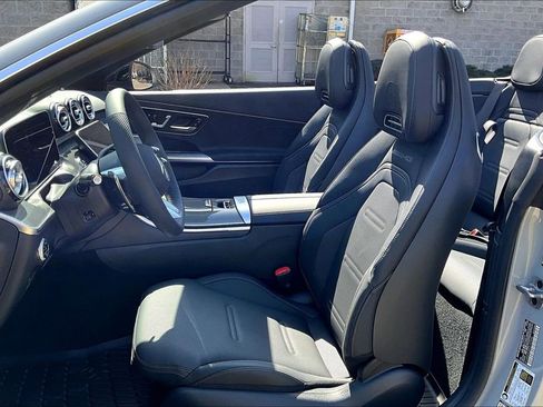 New 2026 Mercedes-Benz CLE 53 AMG 4MATIC Cabriolet image 9
