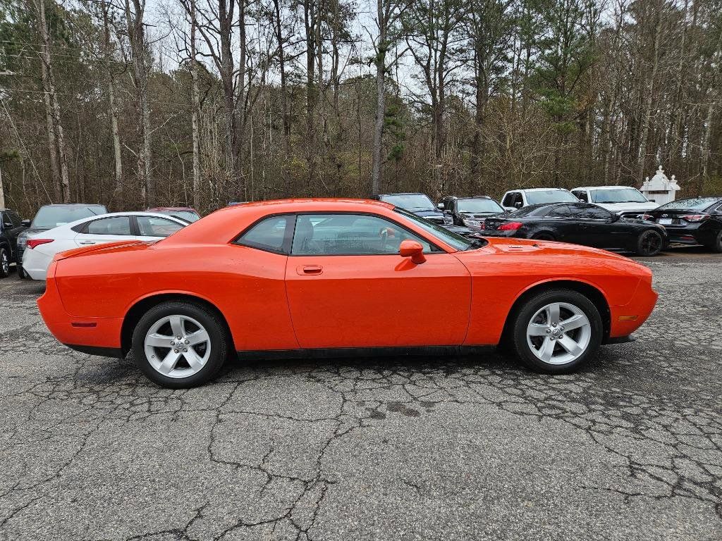 Used 2010 Dodge Challenger R/T RWD image 13