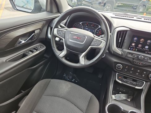 Used 2024 GMC Terrain SLE image 15